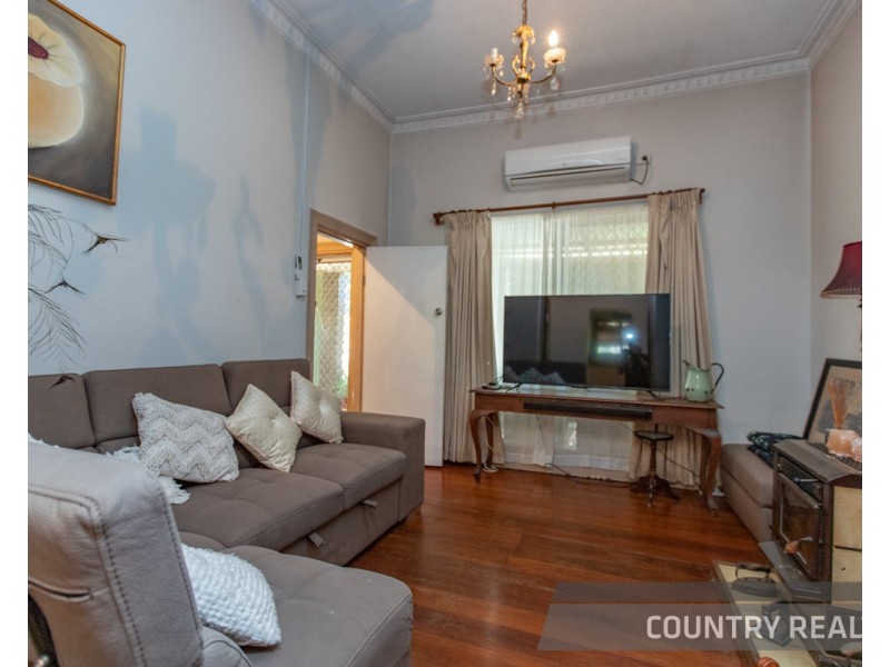 8 Arthur Street, Toodyay WA 6566