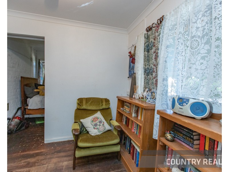 8 Arthur Street, Toodyay WA 6566