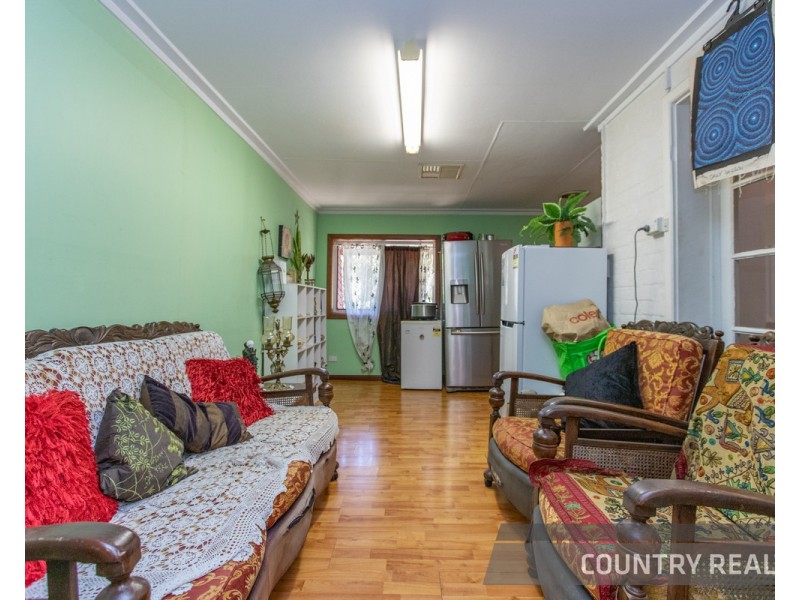 8 Arthur Street, Toodyay WA 6566