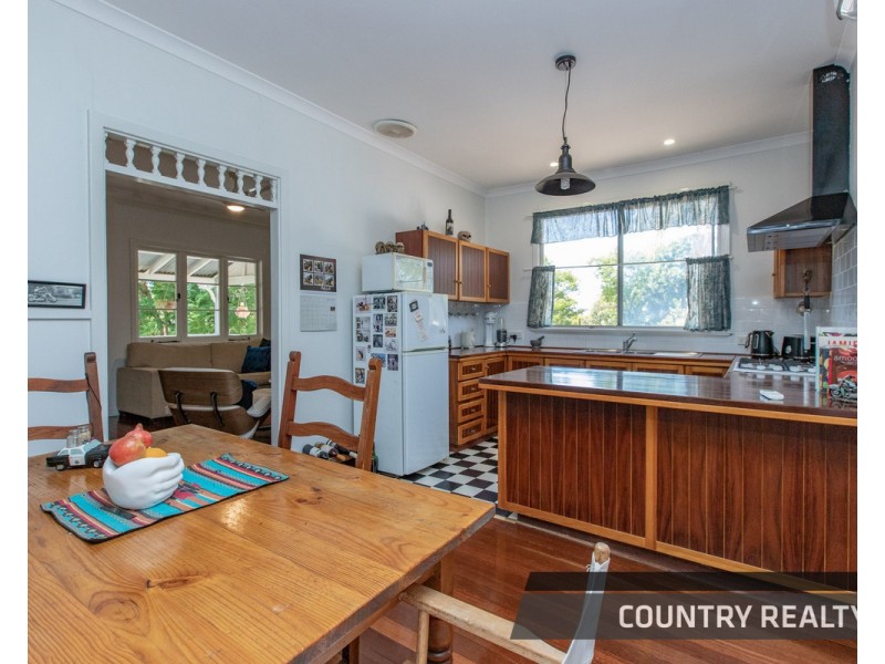 41 Harper Road, Toodyay WA 6566