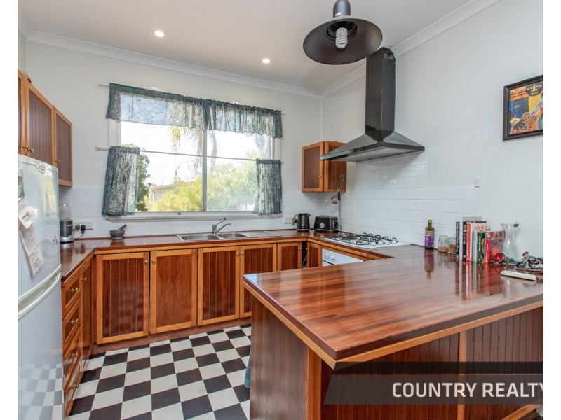 41 Harper Road, Toodyay WA 6566