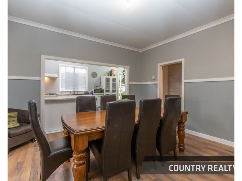 62 Lockyer Avenue, Northam WA 6401