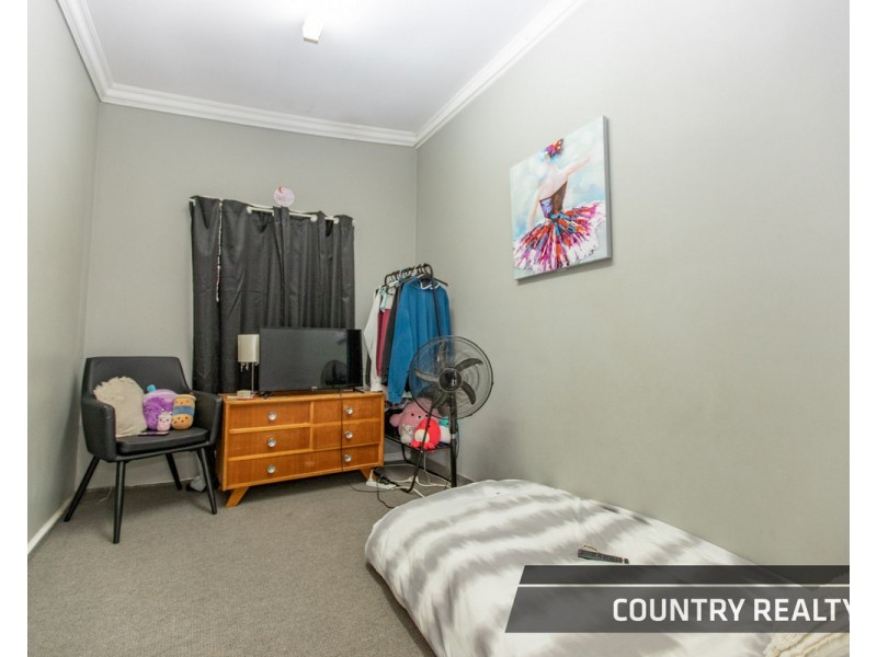 62 Lockyer Avenue, Northam WA 6401