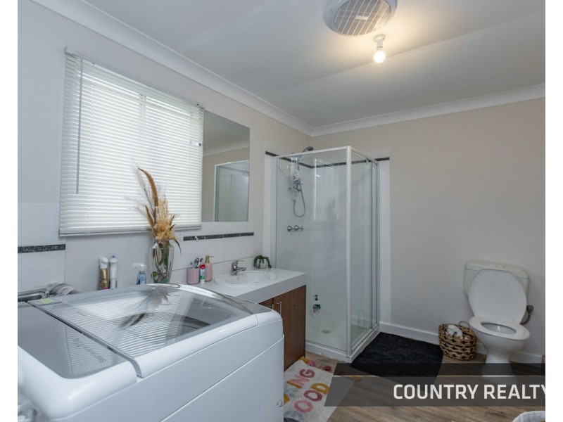 62 Lockyer Avenue, Northam WA 6401