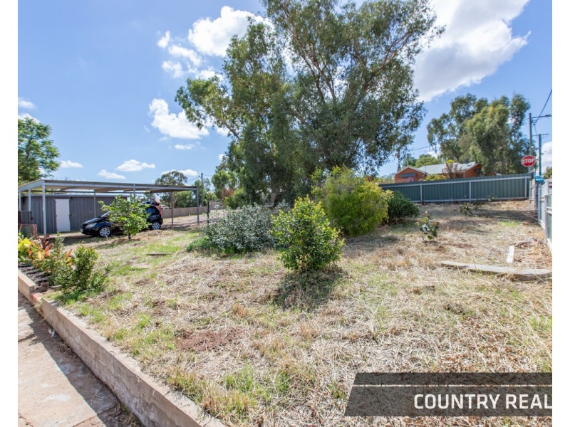 62 Lockyer Avenue, Northam WA 6401