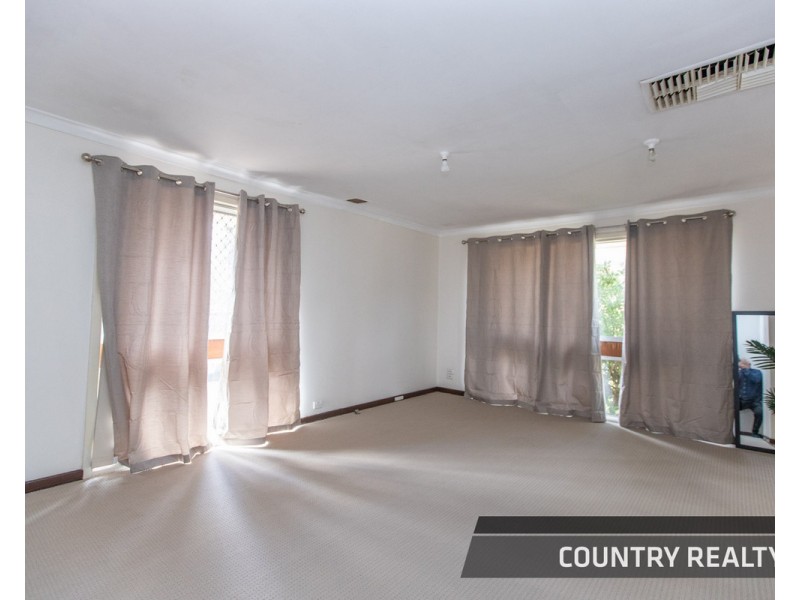 97 Hutt Street, Northam WA 6401