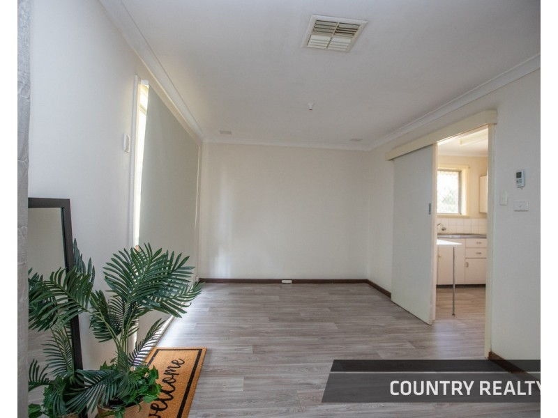 97 Hutt Street, Northam WA 6401