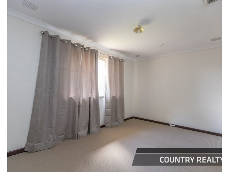 97 Hutt Street, Northam WA 6401