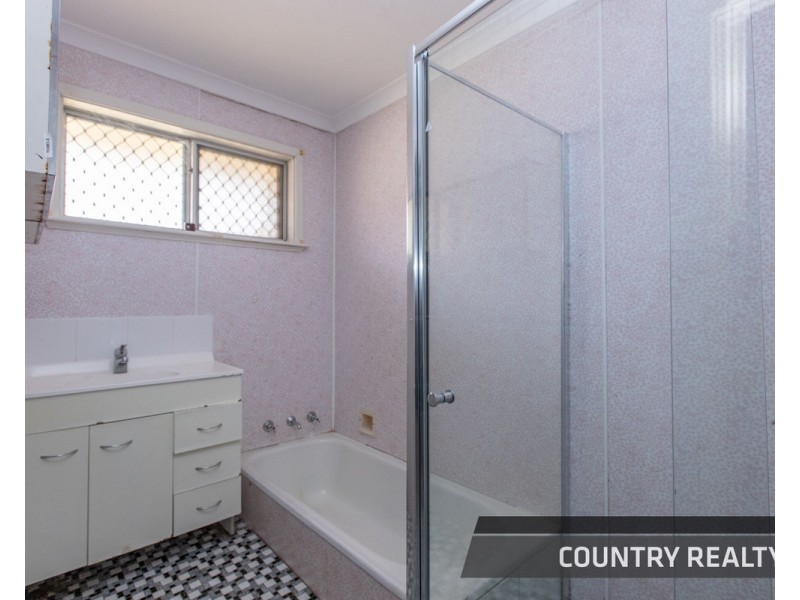 97 Hutt Street, Northam WA 6401