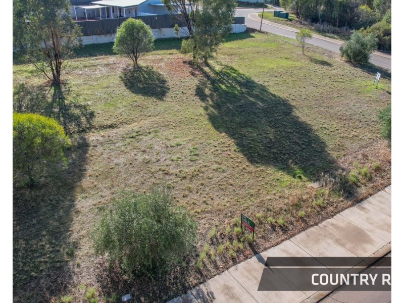 10 Drummond Street, Toodyay WA 6566