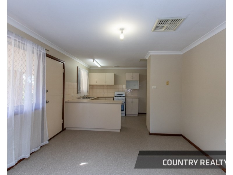 9 Freind Place, Northam WA 6401