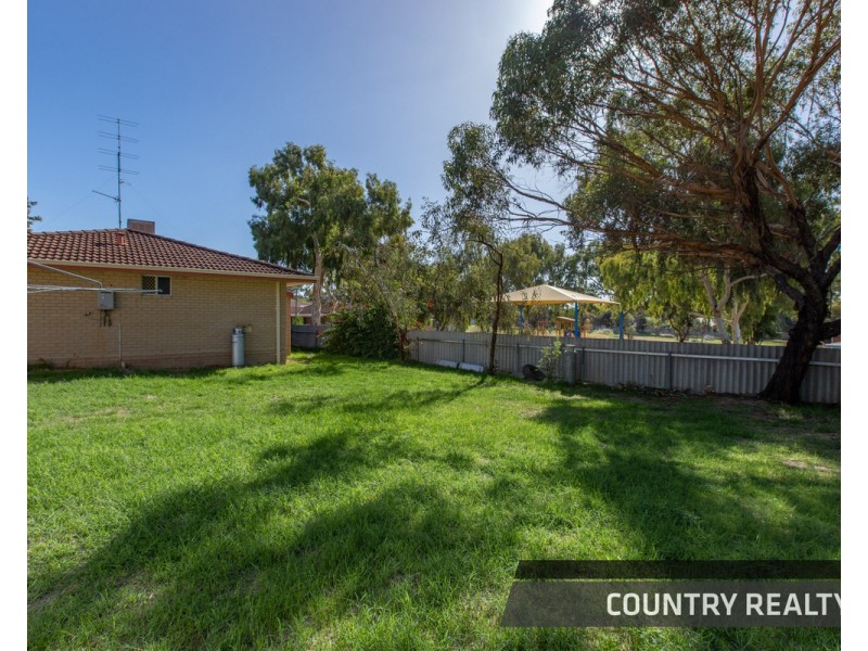 9 Freind Place, Northam WA 6401