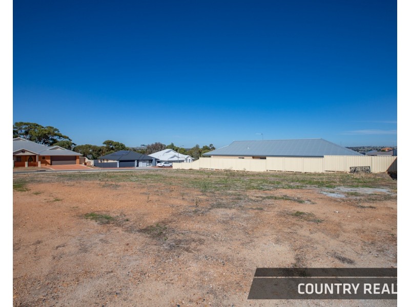 38 Wood Drive, Northam WA 6401