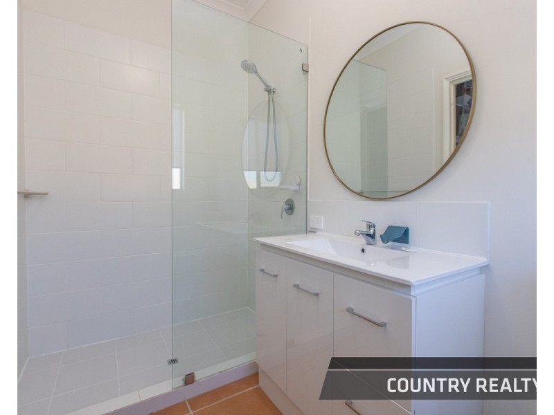 61 Cowan Road, York WA 6302