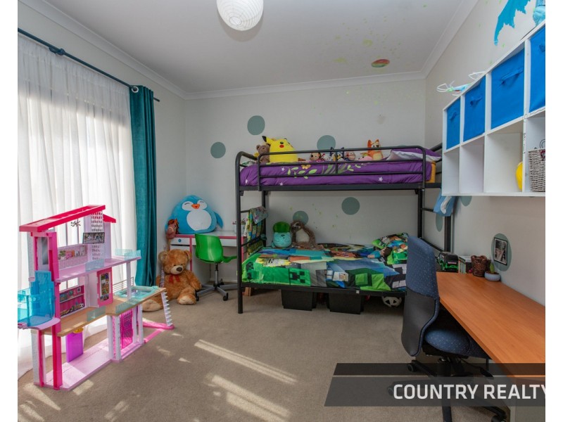 61 Cowan Road, York WA 6302