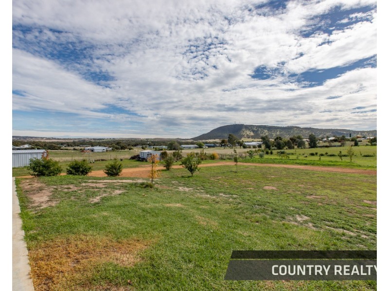 61 Cowan Road, York WA 6302