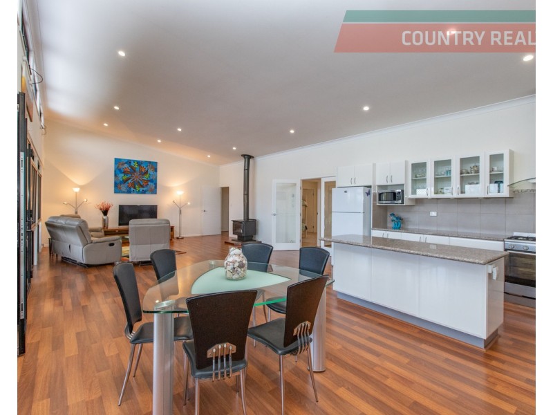 27A Fraser Street, York WA 6302