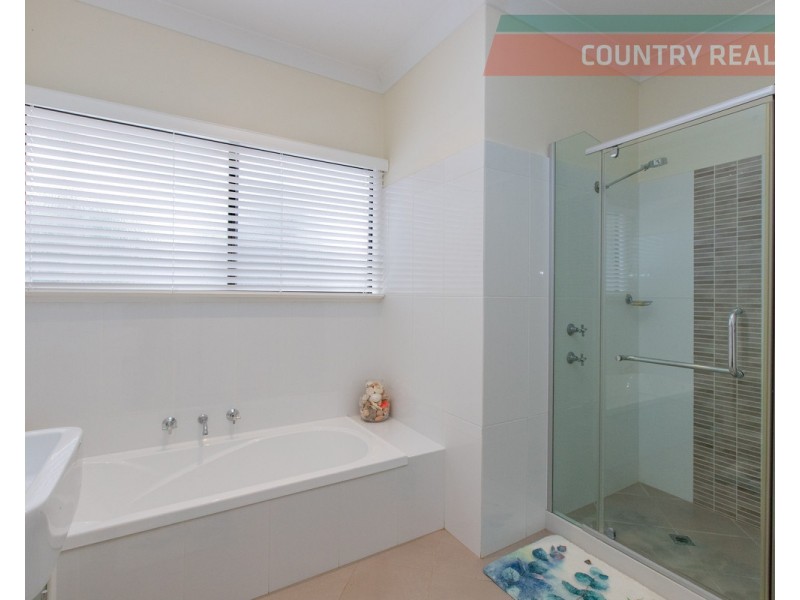 27A Fraser Street, York WA 6302