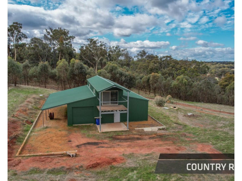 6 Markey Road, Toodyay WA 6566