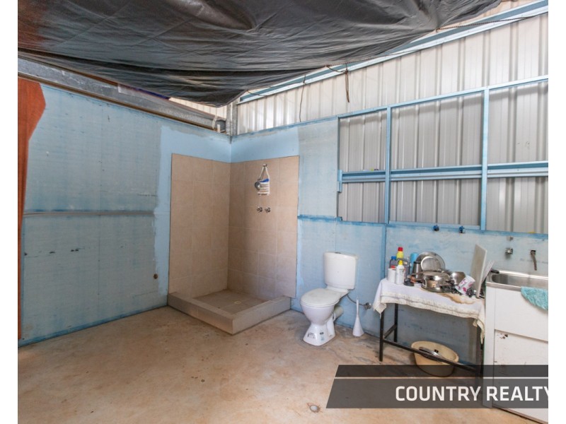 6 Markey Road, Toodyay WA 6566