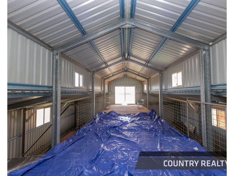 6 Markey Road, Toodyay WA 6566