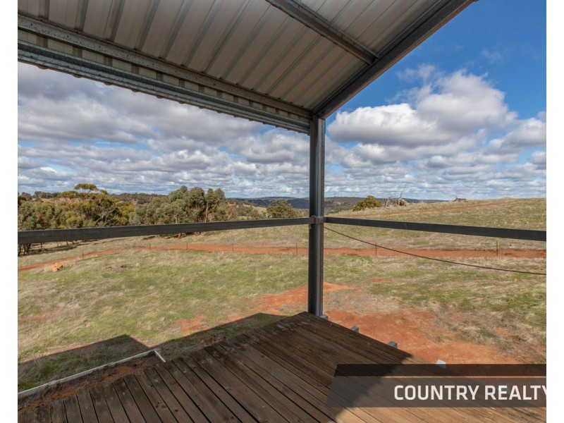 6 Markey Road, Toodyay WA 6566