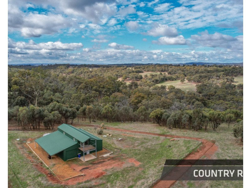 6 Markey Road, Toodyay WA 6566