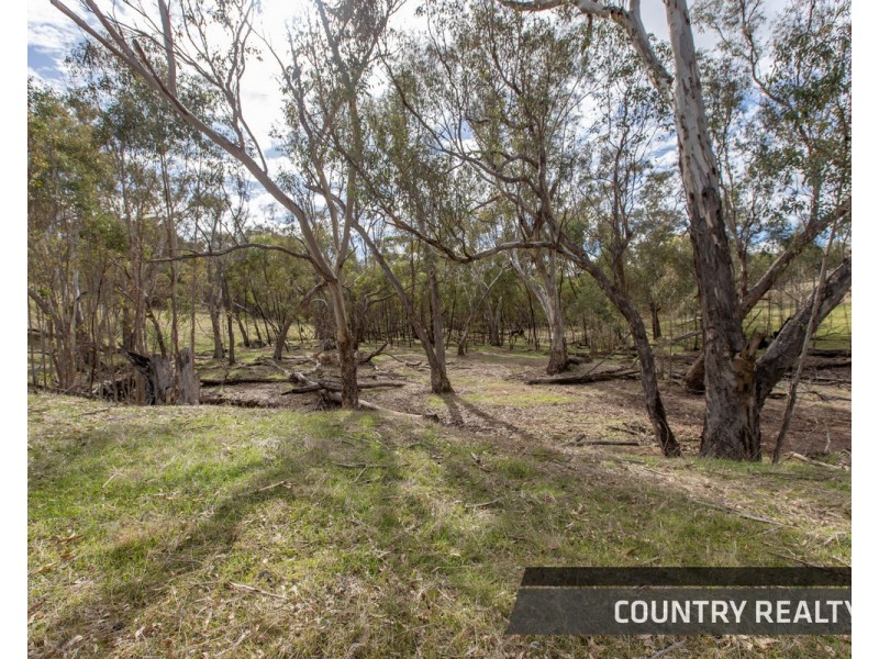 6 Markey Road, Toodyay WA 6566