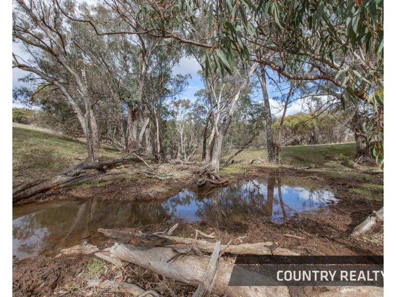 6 Markey Road, Toodyay WA 6566