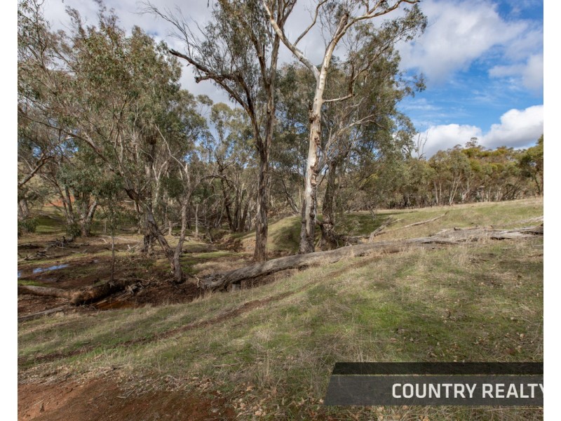 6 Markey Road, Toodyay WA 6566