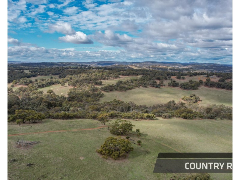 6 Markey Road, Toodyay WA 6566