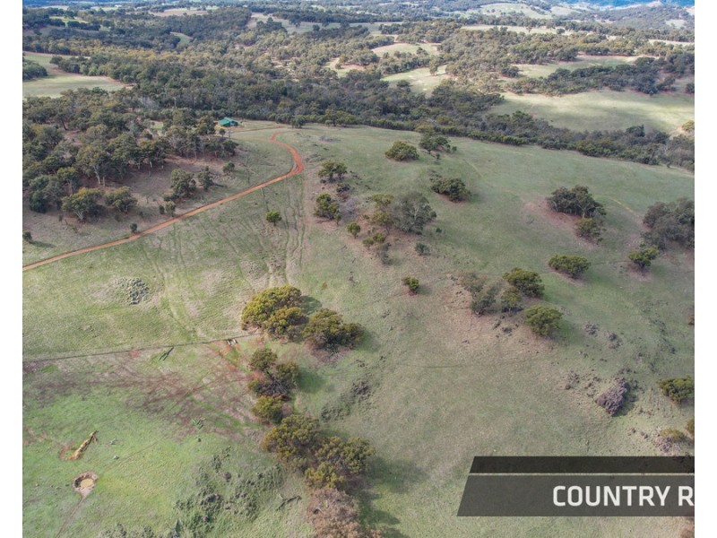 6 Markey Road, Toodyay WA 6566