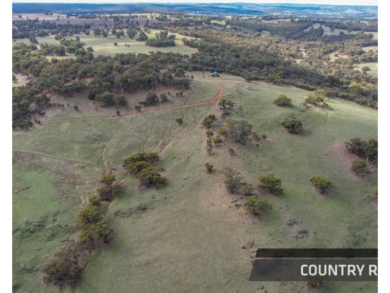 6 Markey Road, Toodyay WA 6566