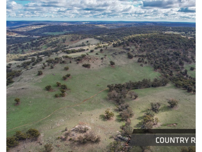 6 Markey Road, Toodyay WA 6566