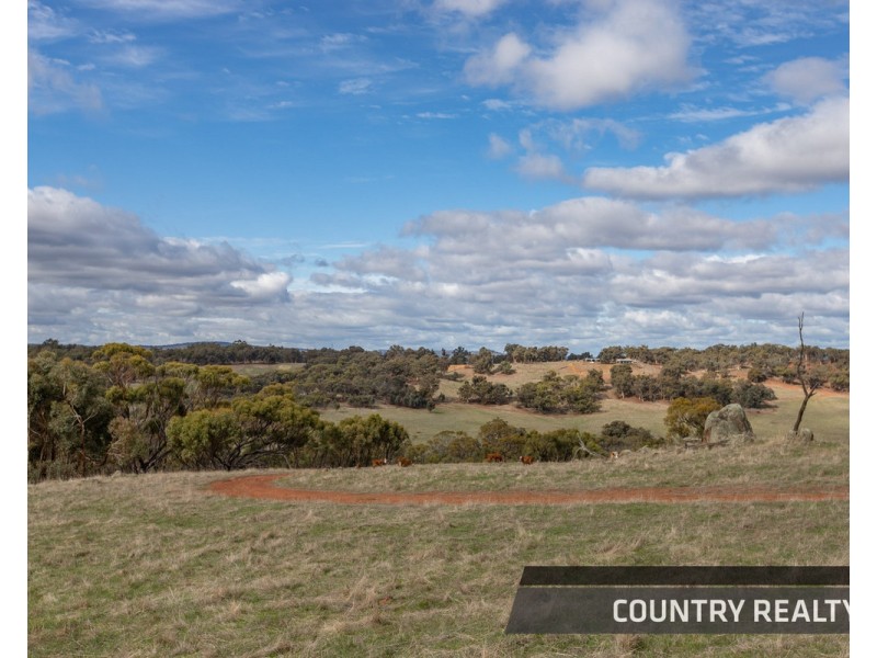 6 Markey Road, Toodyay WA 6566