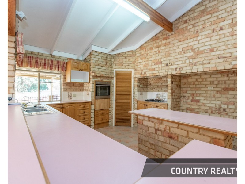 20 Hammond Place, Northam WA 6401