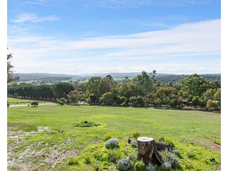 181 Bodeguero Way, Wundowie WA 6560