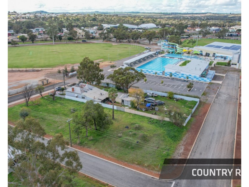 8 Henry Street, Northam WA 6401