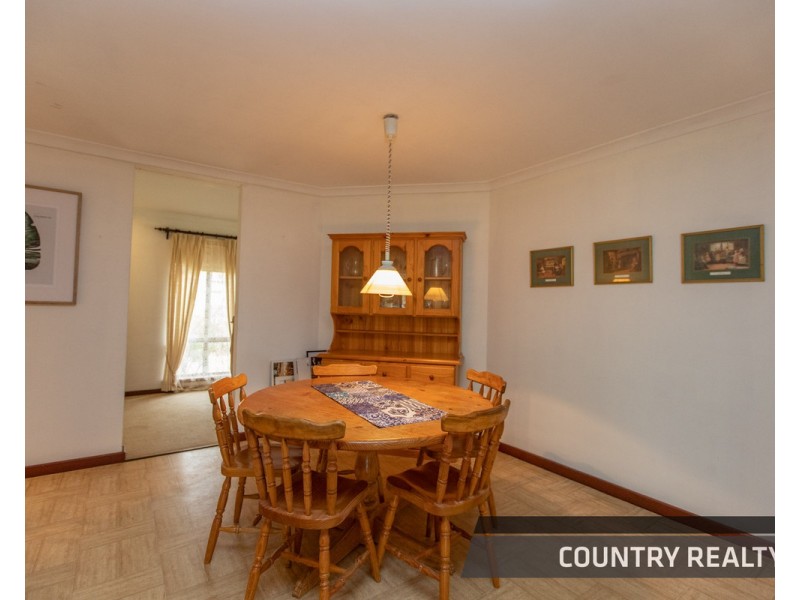 175 Bland Road, York WA 6302