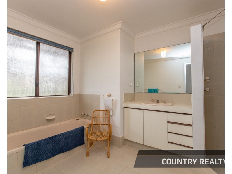 175 Bland Road, York WA 6302