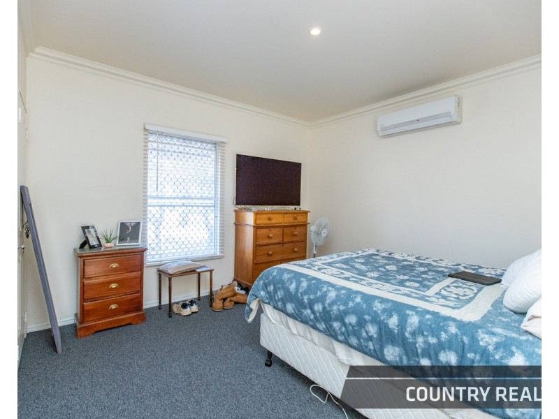 4 Herbert Street, Toodyay WA 6566