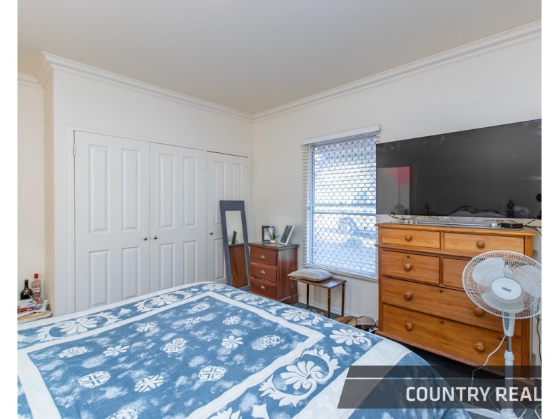 4 Herbert Street, Toodyay WA 6566