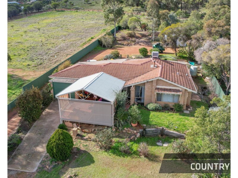 22 Wilson Street, Toodyay WA 6566