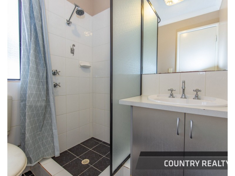 8 Freind Place, Northam WA 6401