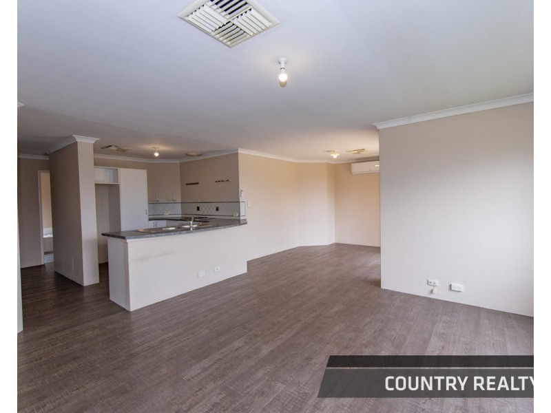 8 Freind Place, Northam WA 6401