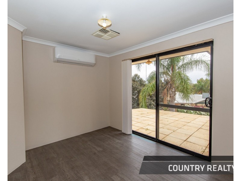 8 Freind Place, Northam WA 6401