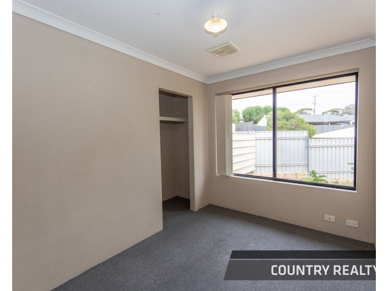 8 Freind Place, Northam WA 6401