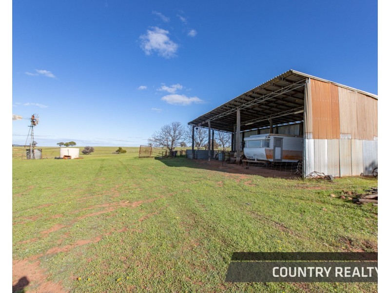 40 Wongamine Road, Buckland, Northam WA 6401