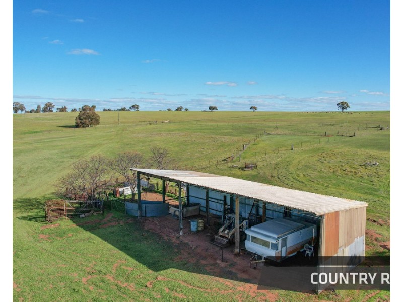 40 Wongamine Road, Buckland, Northam WA 6401