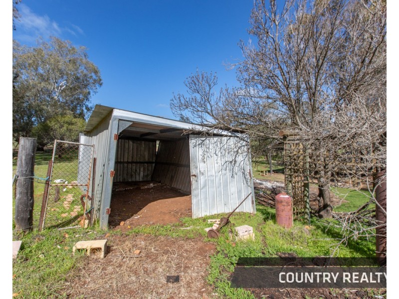 210 Coondle Drive, Toodyay WA 6566